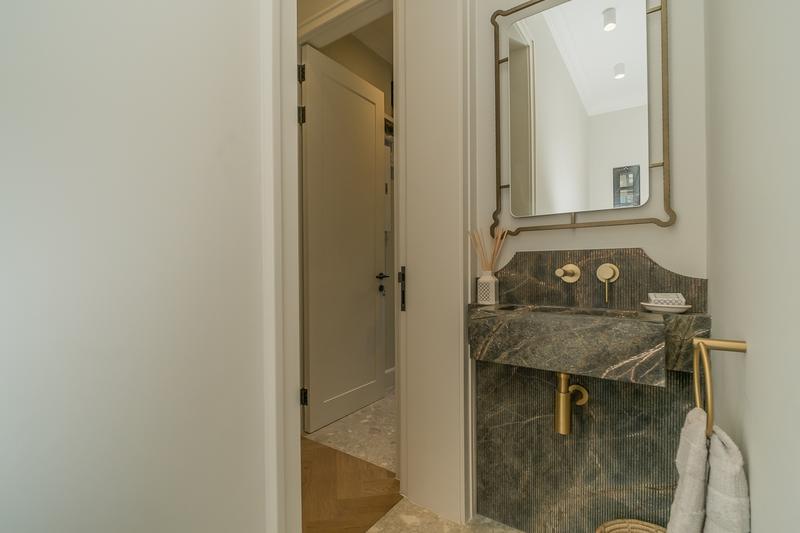 5 Bedroom Property for Sale in Newlands Western Cape